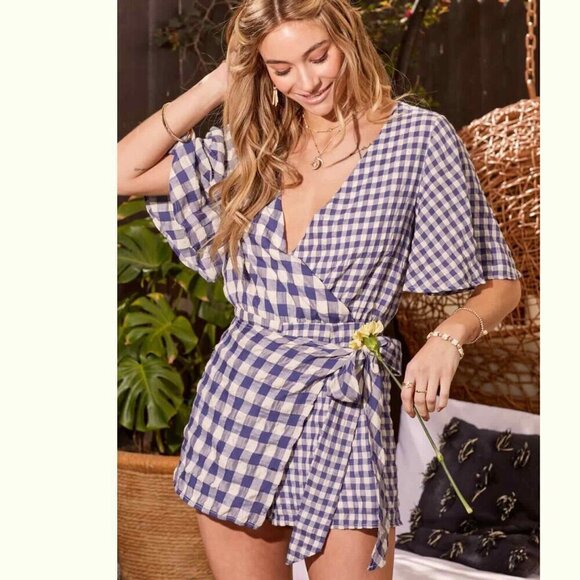 TALULAH Pants - NWOT Talulah Wrap Gingham Romper Shorts Blue V Neck Short Sleeve Boho Sz Small